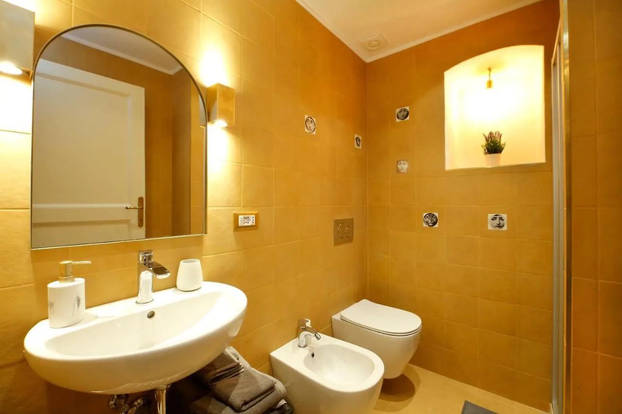 לה ספציה Breathe Liguria - Lucy 1 Bedroom And 1 Apartment In A Newly Renovated Nineteenth-Century Building In The Historic Center Near The Sea בית הארחה